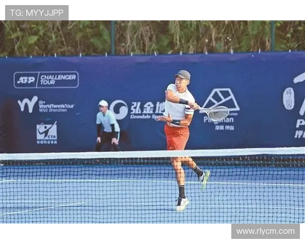 广州网球队技术分析与发展策略探讨聚焦网球运动的未来与挑战 广州网球队技术分析与发展策略探讨聚焦网球运动的未来与挑战