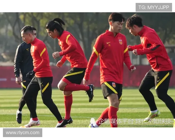 成都篮球队在世界杯预选赛中的奋勇拼搏与辉煌成就回顾