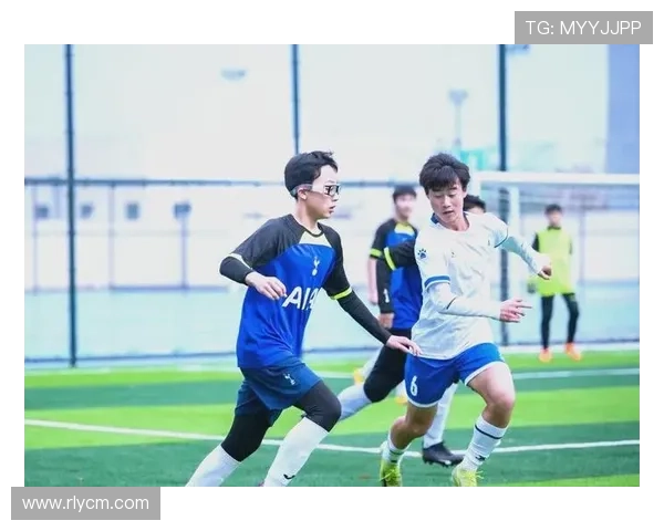 杭州足球队在城市联赛中的实力分析与表现评估 杭州足球队在城市联赛中的实力分析与表现评估